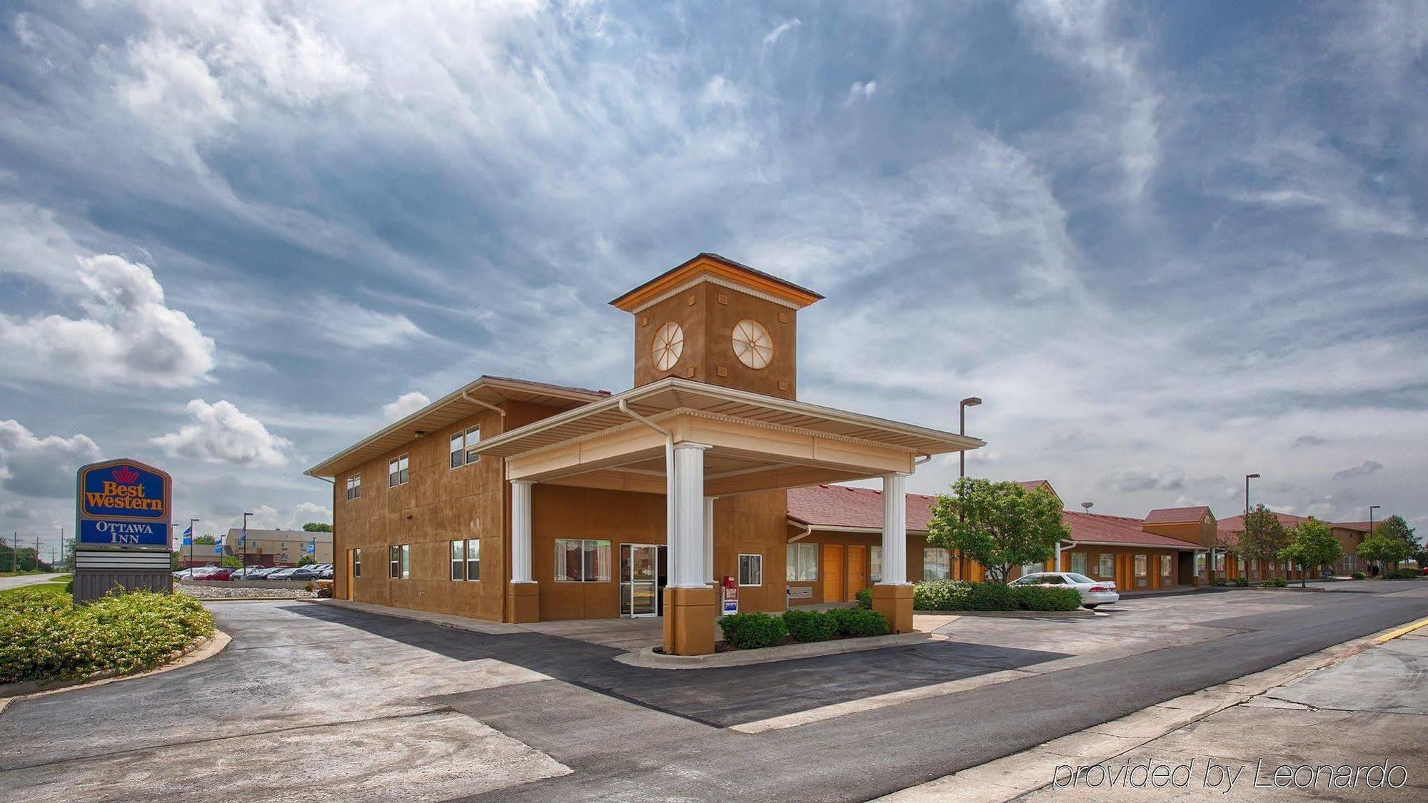 Surestay Hotel By Best Western Ottawa Exterior photo